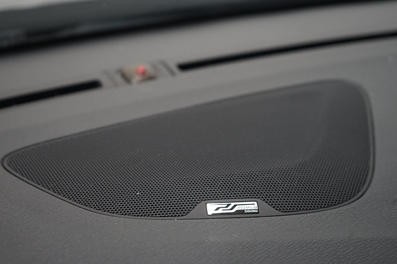 Volvo V60 10 of 14