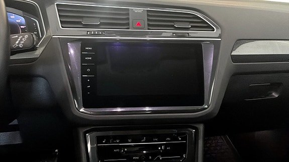 Volkswagen Tiguan 9 of 13