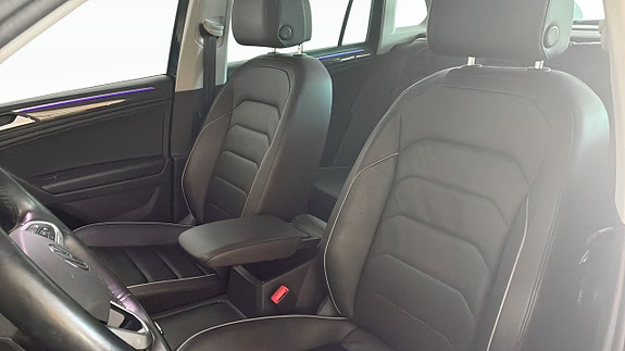 Volkswagen Tiguan 8 of 13