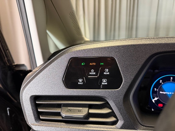 Volkswagen Caddy 17 of 30