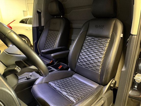 Volkswagen Caddy 21 of 30