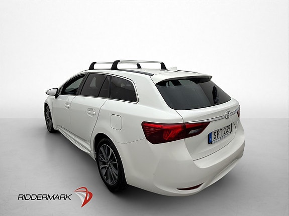 Toyota Avensis 6 of 30