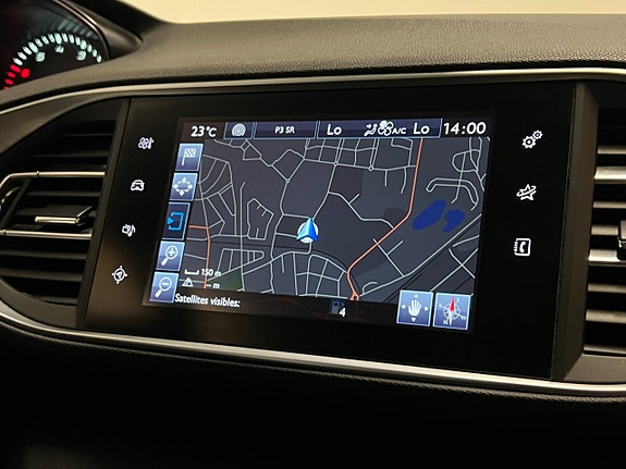 Peugeot 308 SW 21 of 25