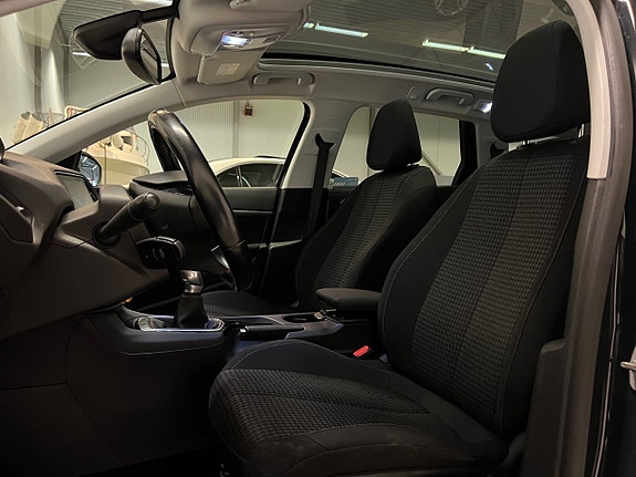 Peugeot 308 SW 12 of 25