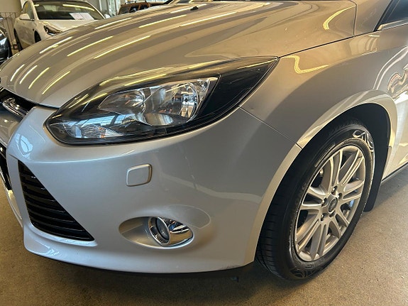 Ford Focus 22 of 22