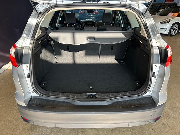 Ford Focus 19 of 22