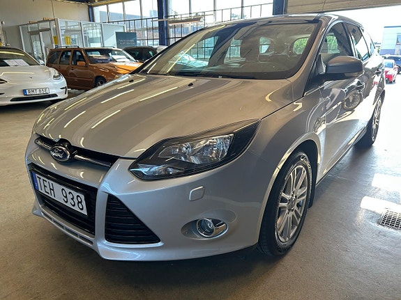 Ford Focus 2 of 22