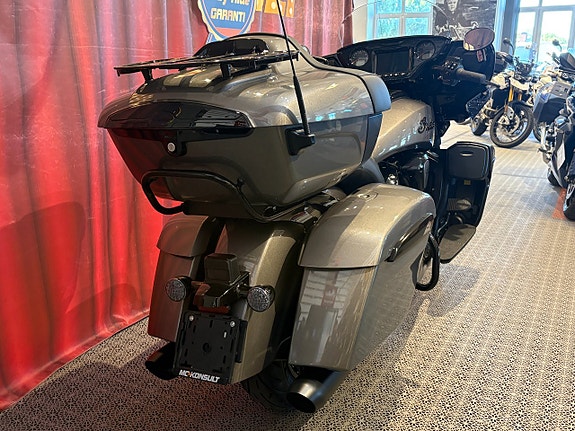 Indian ROADMASTER POWERPLUS  DARK HORSE 5 of 15