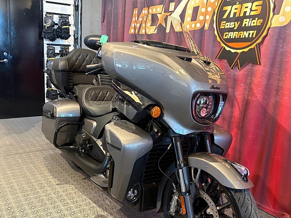 Indian ROADMASTER POWERPLUS  DARK HORSE 2 of 15