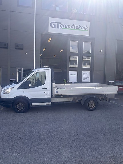 Ford Transit 4 of 5