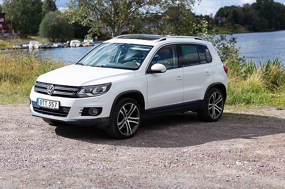Volkswagen Tiguan 2 of 6
