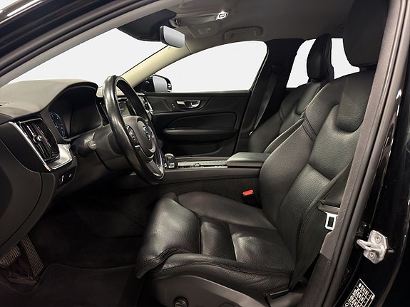 Volvo V60 10 of 22