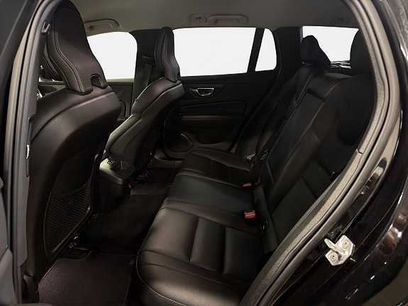 Volvo V60 17 of 22