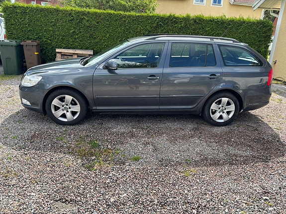 Skoda Octavia 7 of 9