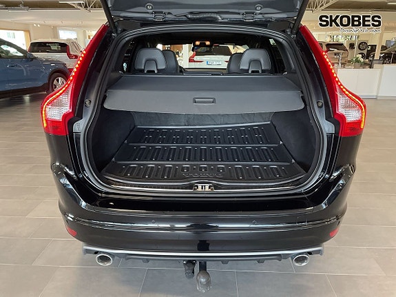Volvo XC60 16 of 19