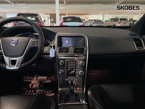 Volvo XC60 12 of 19