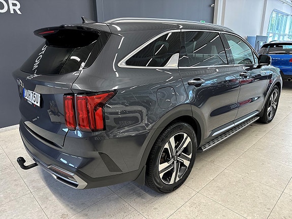 Kia Sorento 11 of 29