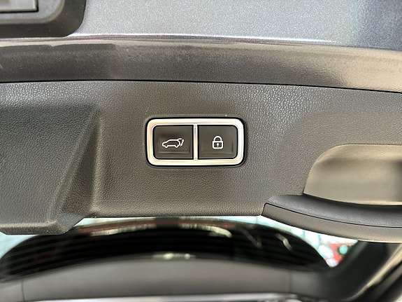 Kia Sorento 10 of 29
