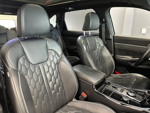 Kia Sorento 13 of 29