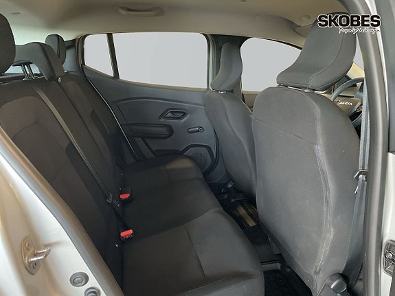 Dacia Sandero 10 of 19