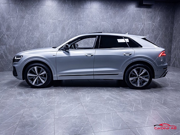 Audi Q8 4 of 30