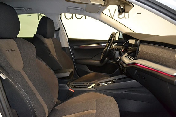 Skoda Octavia Scout 18 of 24