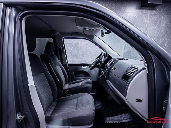 Volkswagen Transporter 15 of 29
