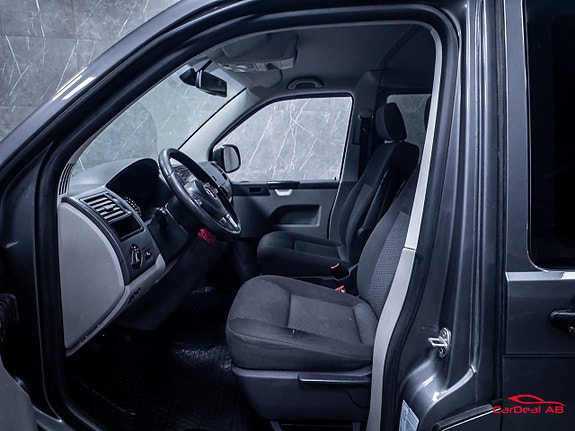 Volkswagen Transporter 10 of 29