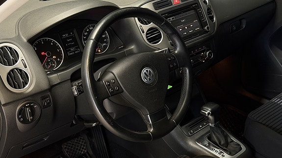 Volkswagen Tiguan 12 of 21