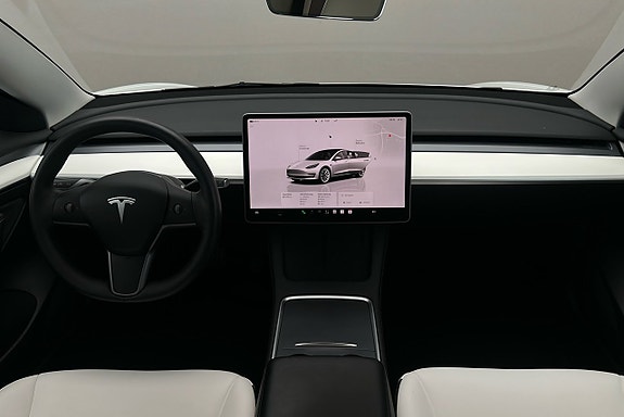 Tesla Model 3 6 of 26