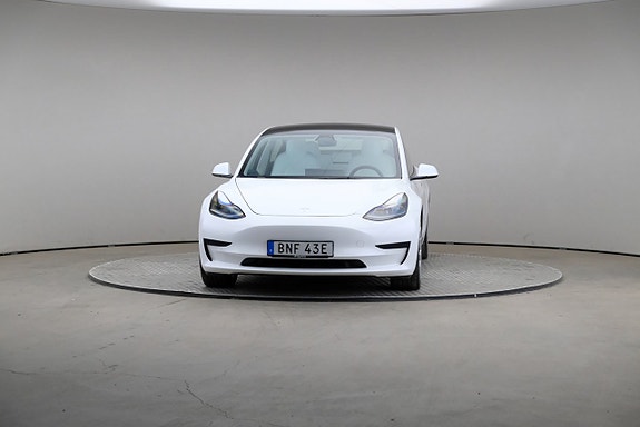 Tesla Model 3 3 of 26