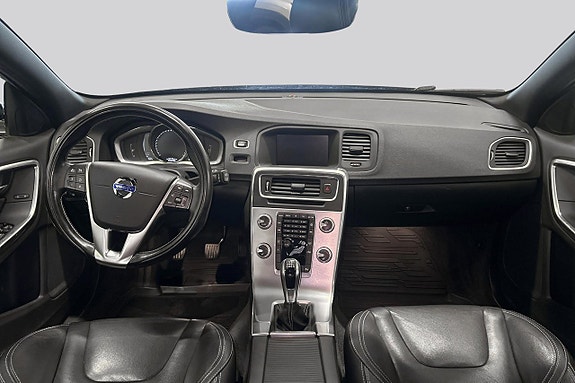 Volvo V60 7 of 18