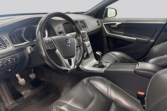 Volvo V60 8 of 18