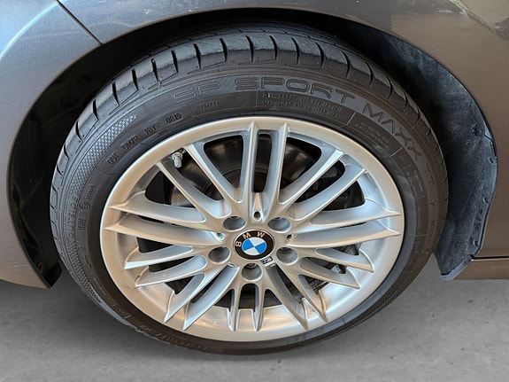 BMW 120 8 of 22