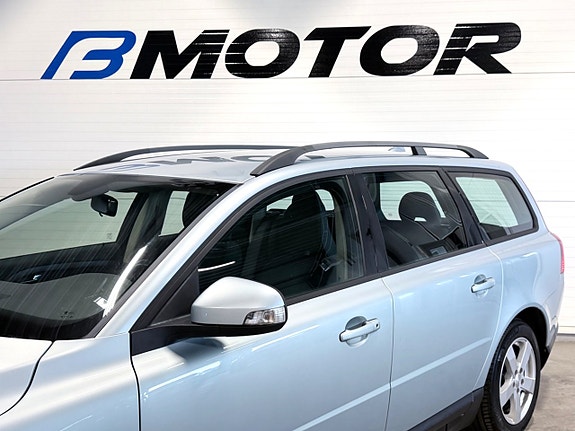 Volvo V70 3 of 14