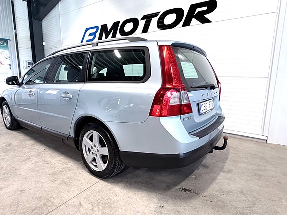 Volvo V70 5 of 14