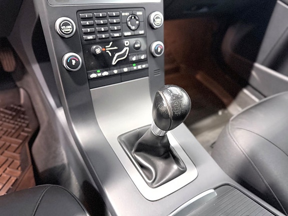 Volvo V70 13 of 14
