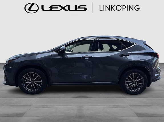 Lexus NX450h+ 3 of 15