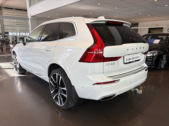 Volvo XC60 3 of 15