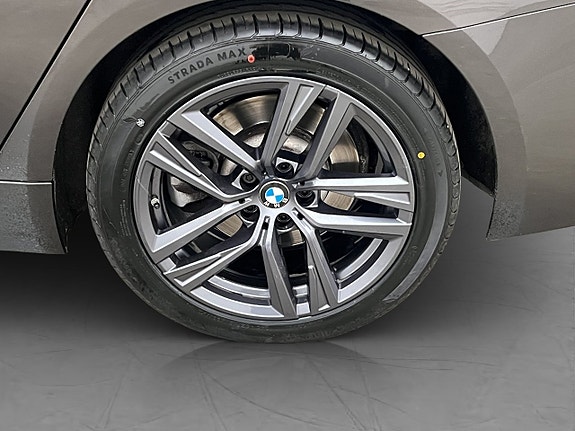 BMW 520 27 of 29