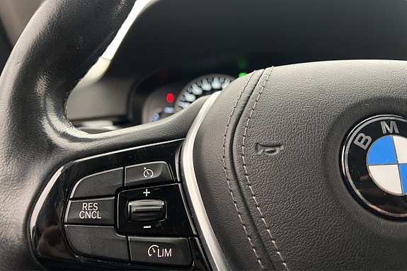 BMW 520 11 of 29