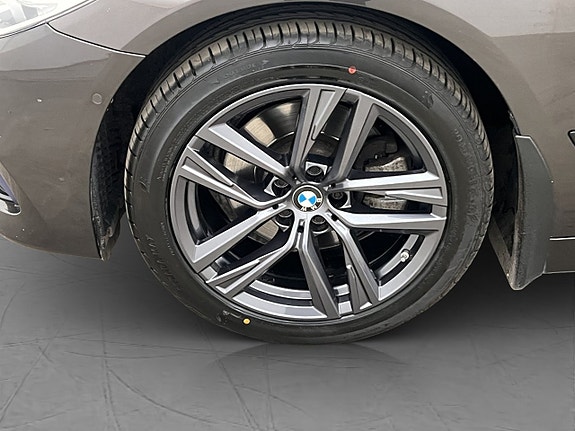 BMW 520 26 of 29