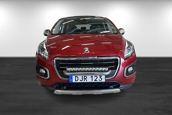 Peugeot 3008 2 of 17