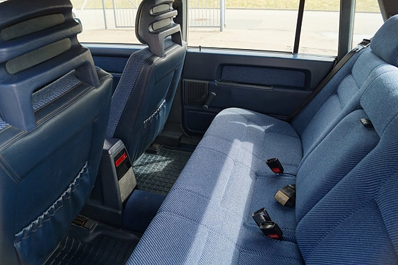 Volvo 740 12 of 16