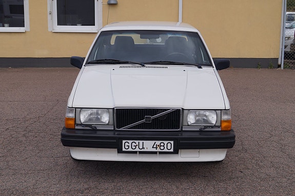Volvo 740 6 of 16