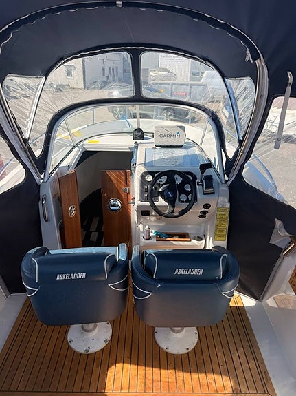 Askeladden 645 Spider + Mercrusier 4.3 MPI 2002 5 of 12