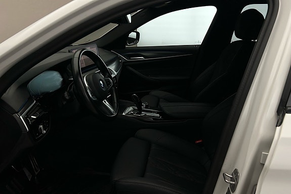 BMW 530e 10 of 25