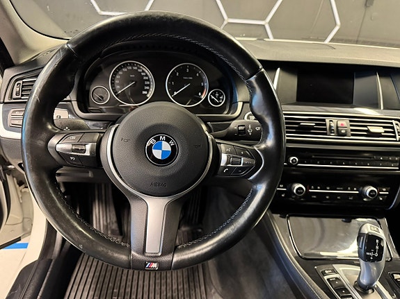BMW 520d 8 of 17