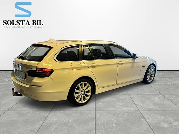 BMW 520d 3 of 17