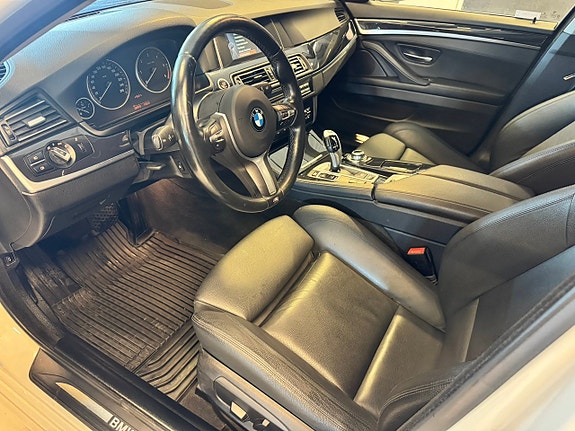 BMW 520d 4 of 17